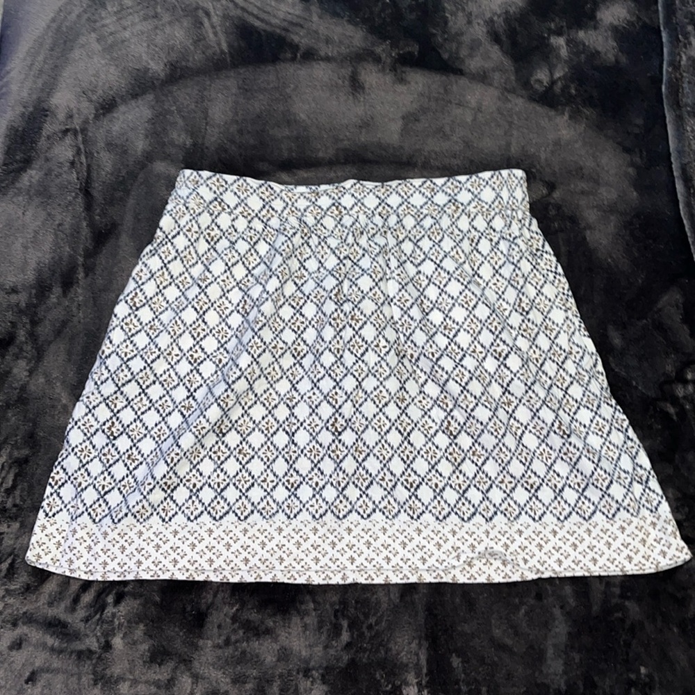 Adorable Loft Skirt- Size Large - Blue, Brown, and Cream